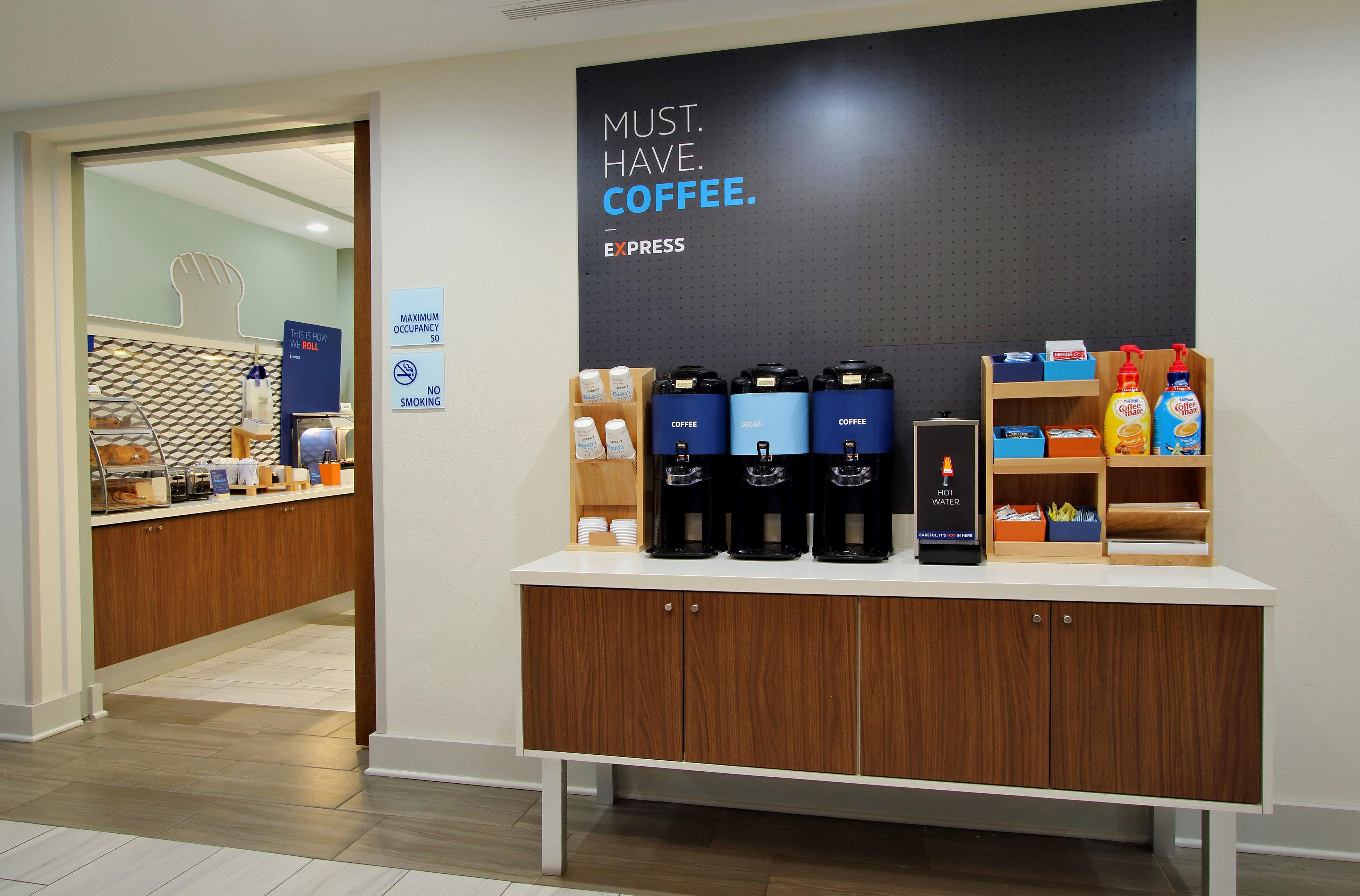 Holiday Inn Express & Suites - Oxford By Ihg Exterior photo